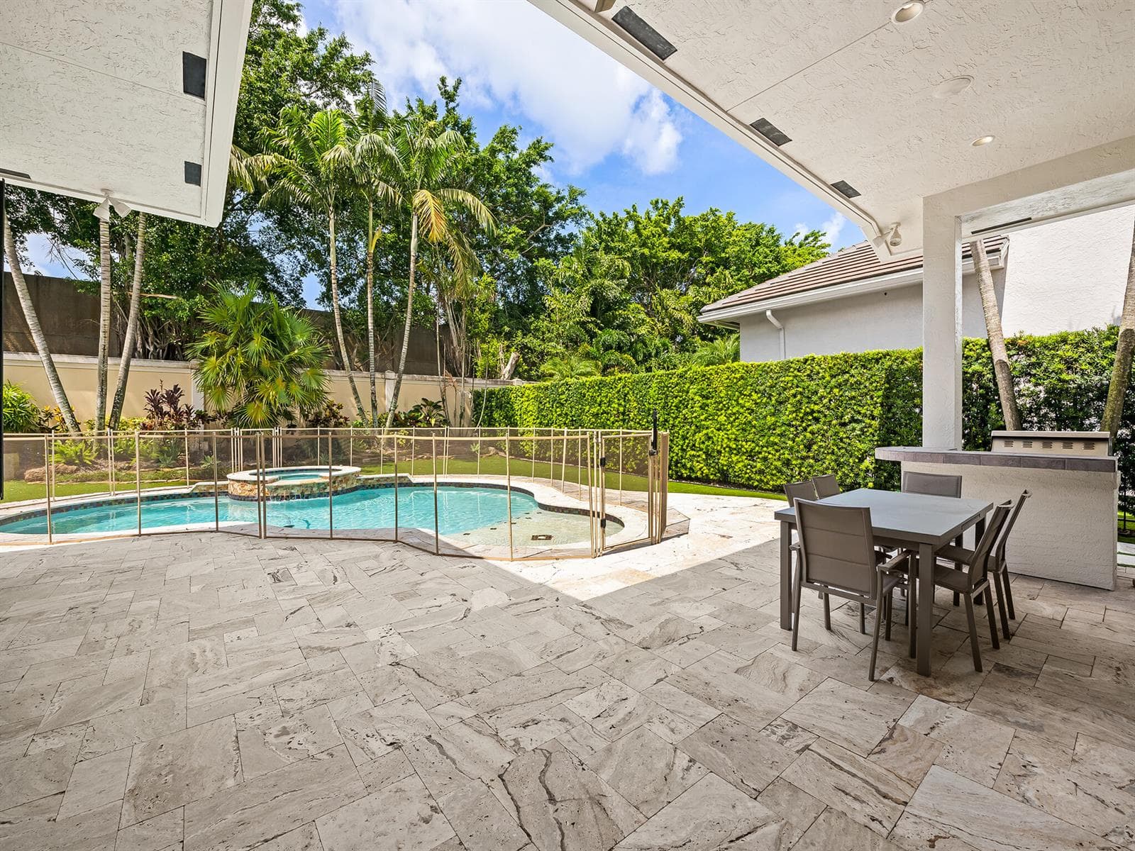 10800 Blue Palm Street, Plantation, FL 33324 photo 6