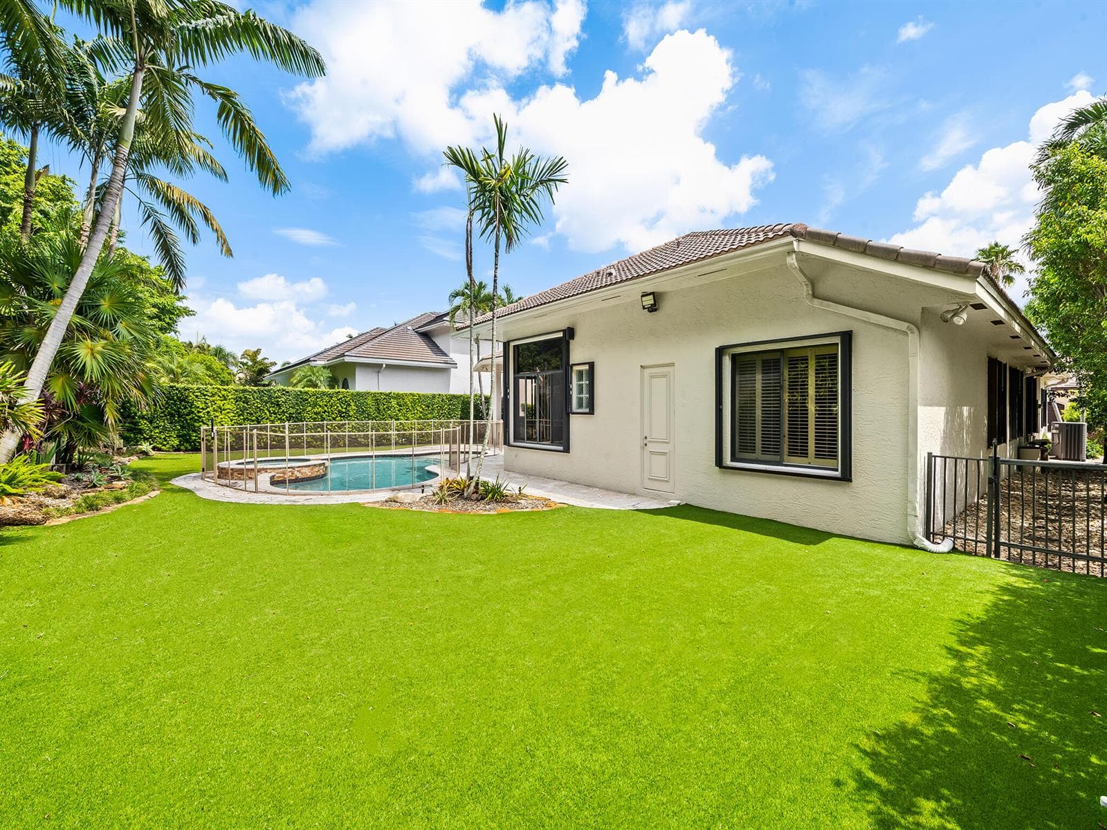 10800 Blue Palm Street, Plantation, FL 33324 photo 7