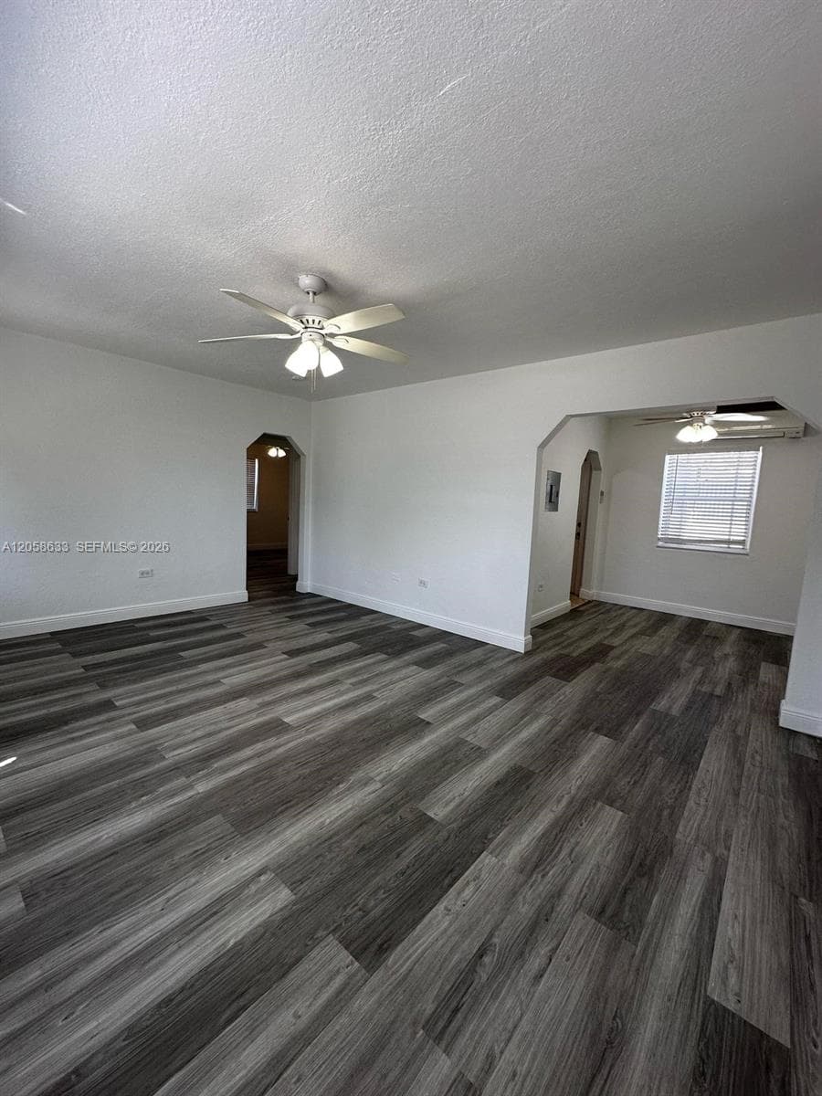 903 NE 111th St # 903, Biscayne Park, FL 33161 photo 6
