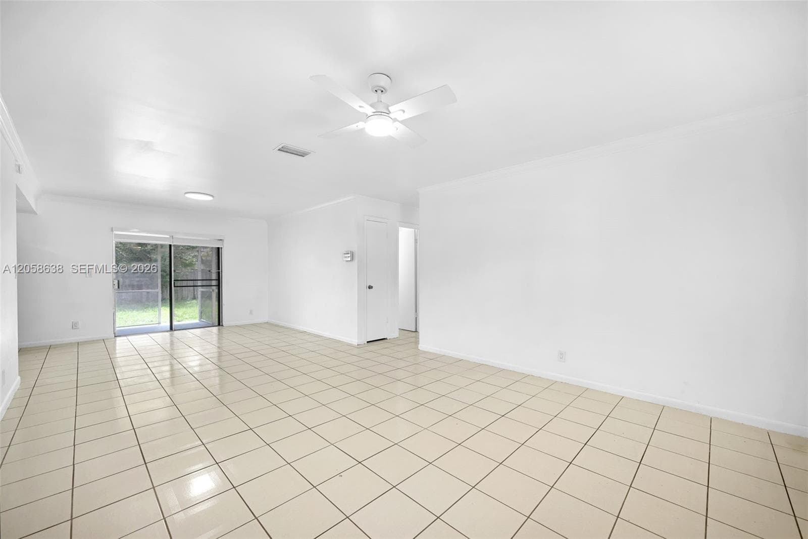 304 SW 77th Ave, North Lauderdale, FL 33068 photo 11