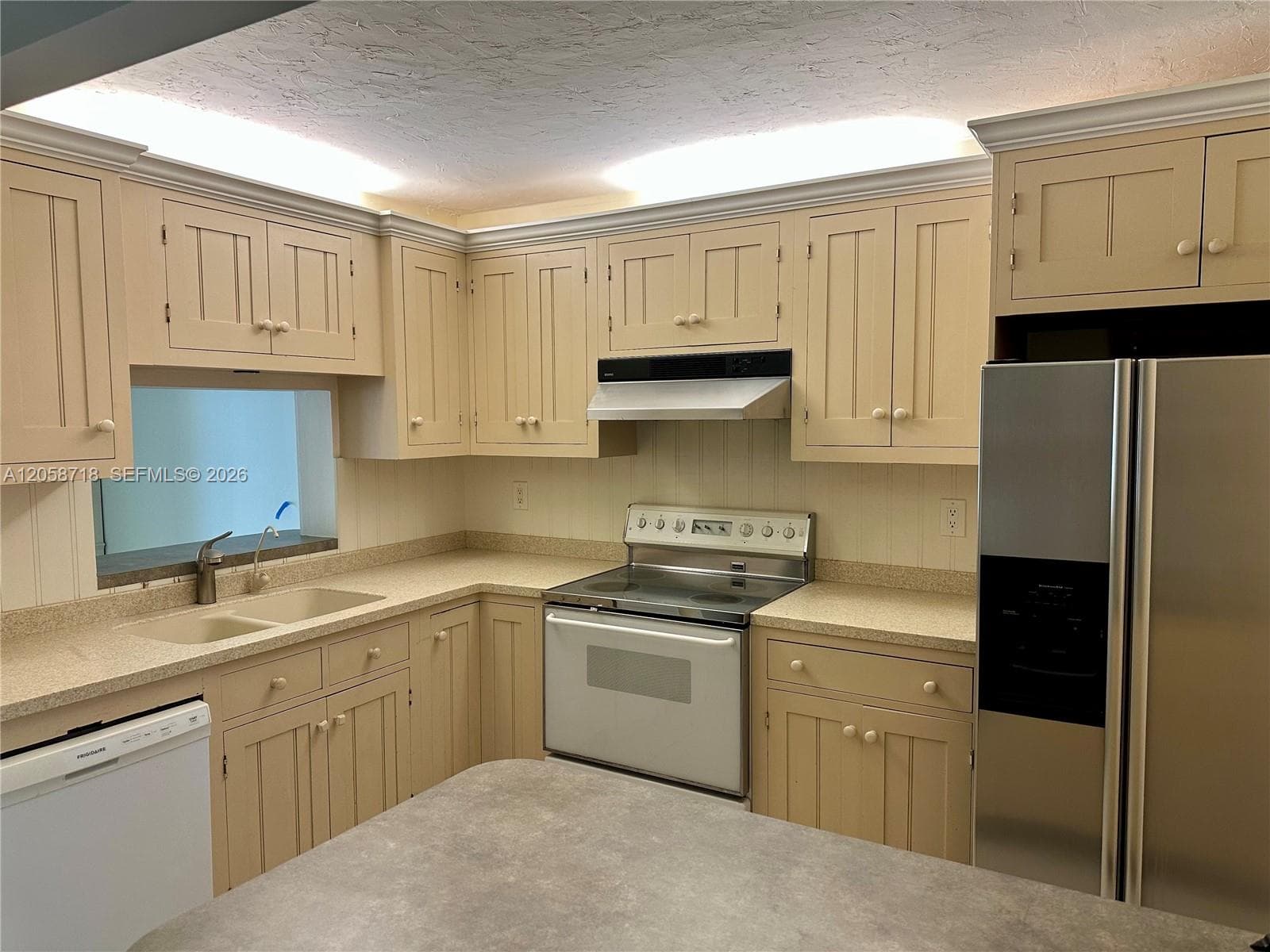 13705 SW 84th St # F, Miami, FL 33183 photo 6