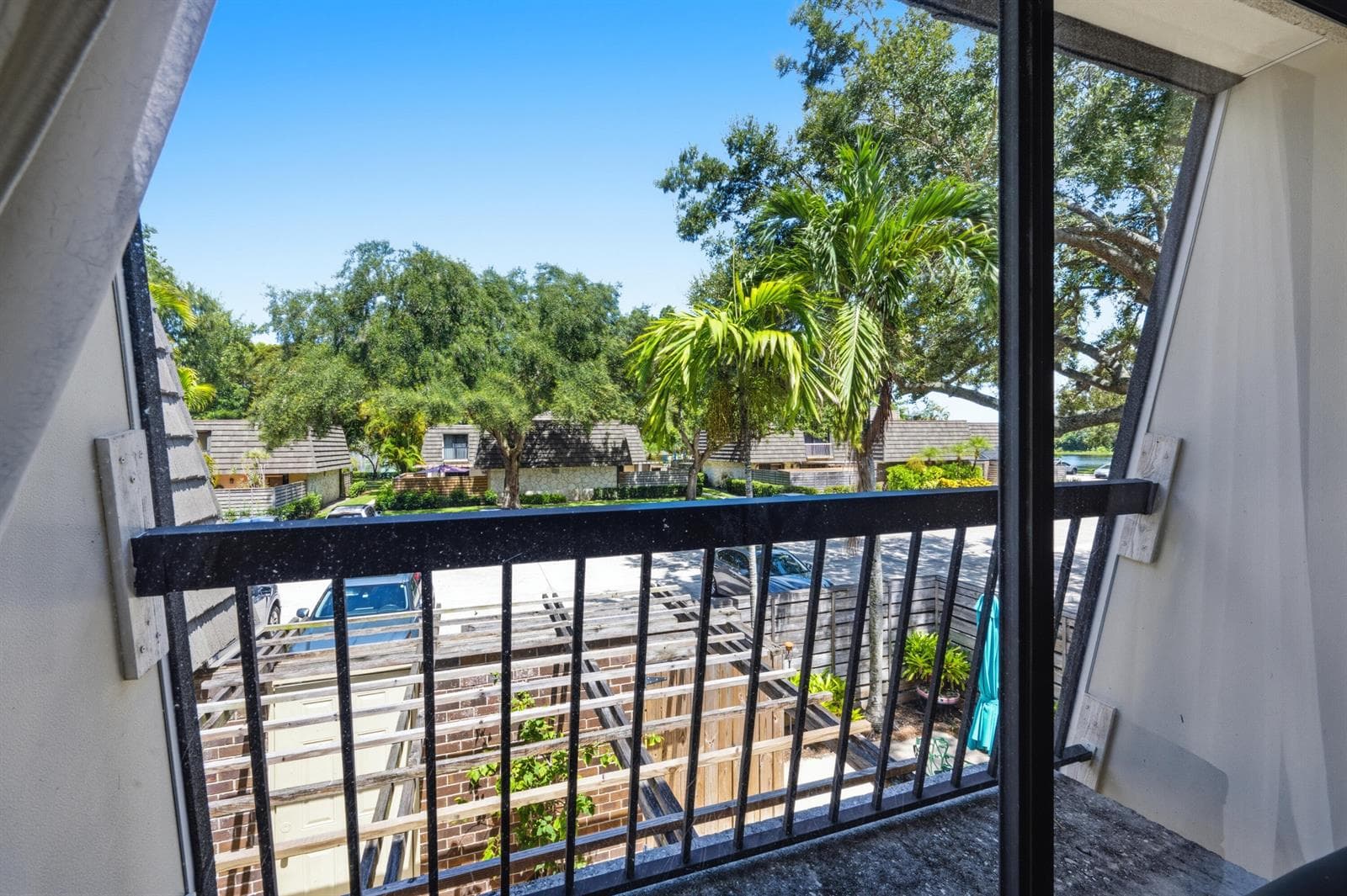 605 6TH Terrace, Palm Beach Gardens, FL 33418 photo 11