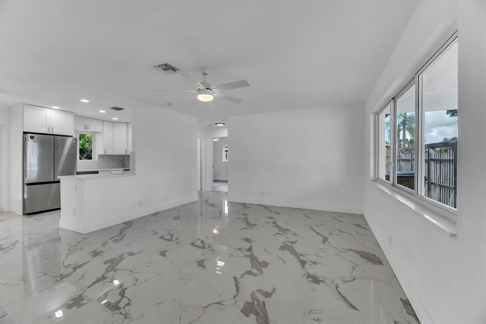 1404 SW 1ST Avenue, Deerfield Beach, FL 33441 photo 11