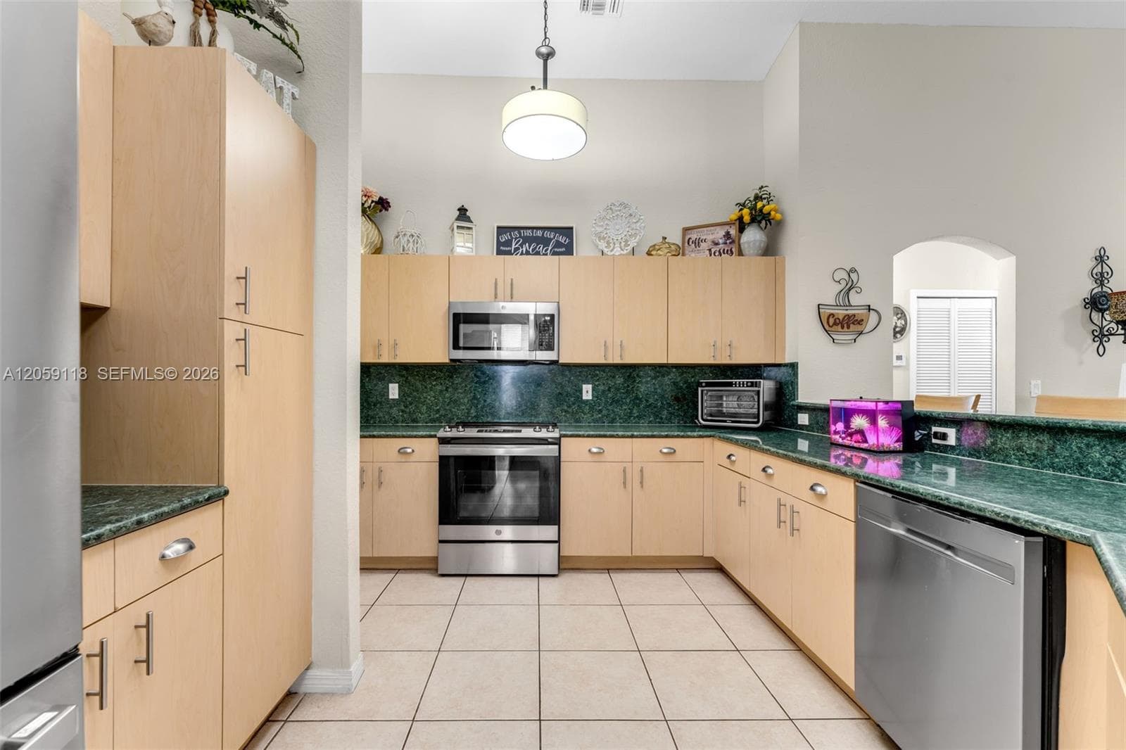 6265 SW 161st Pl, Miami, FL 33193 photo 8