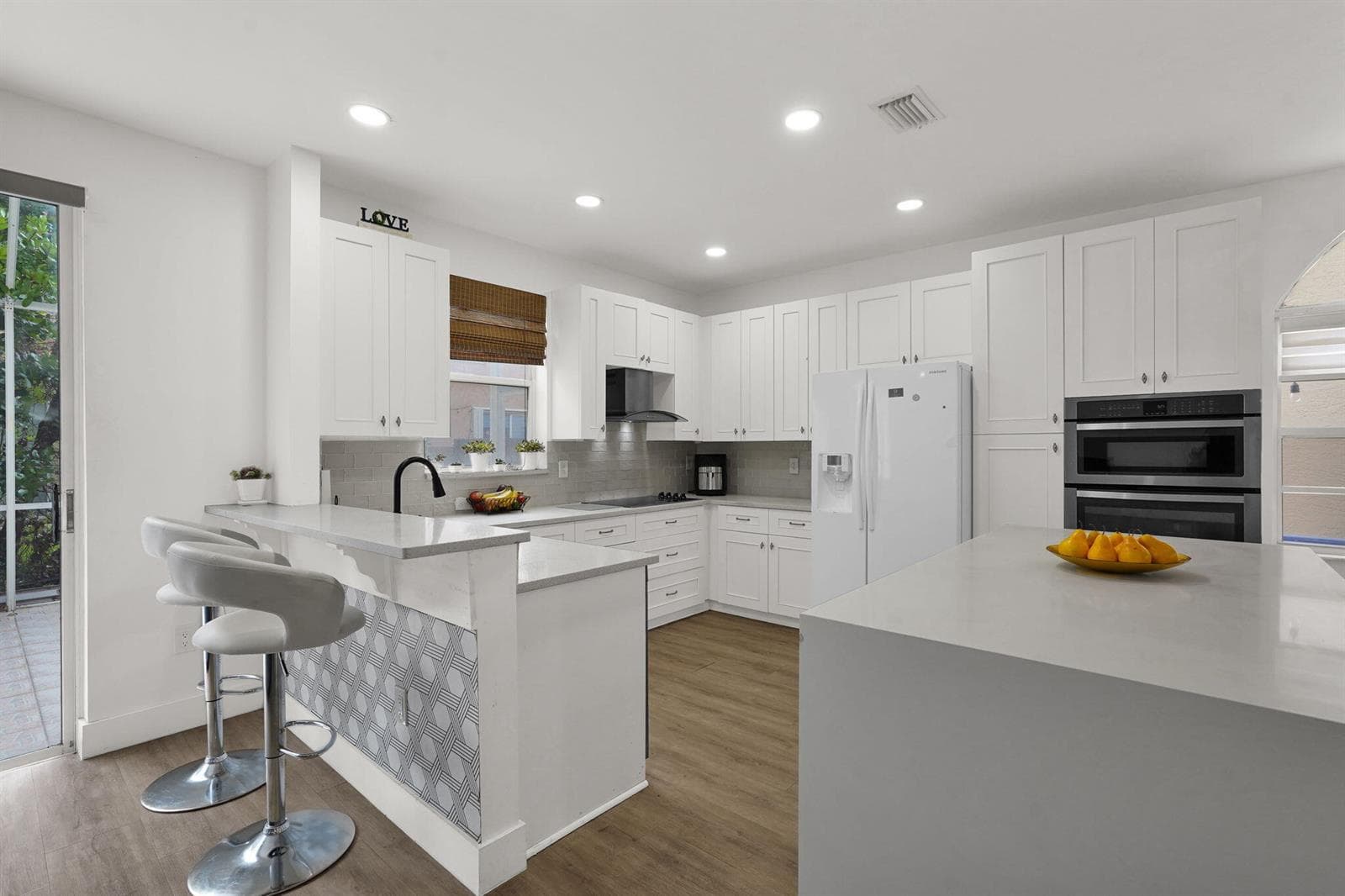 527 NW 87TH Lane, Coral Springs, FL 33071 photo 7