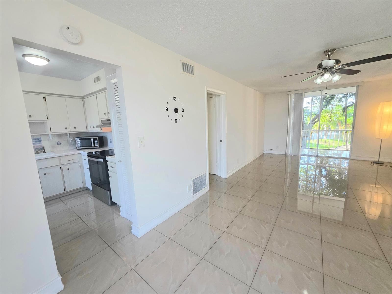 777 SE 2nd Avenue # 207, Deerfield Beach, FL 33441