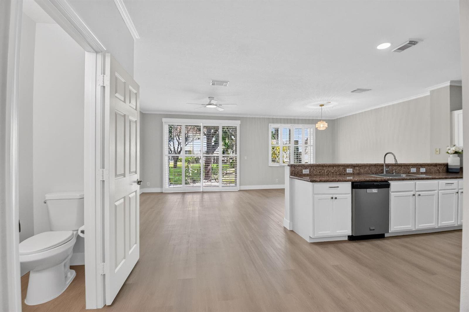 3085 N EVERGREEN Circle, Boynton Beach, FL 33426 photo 8
