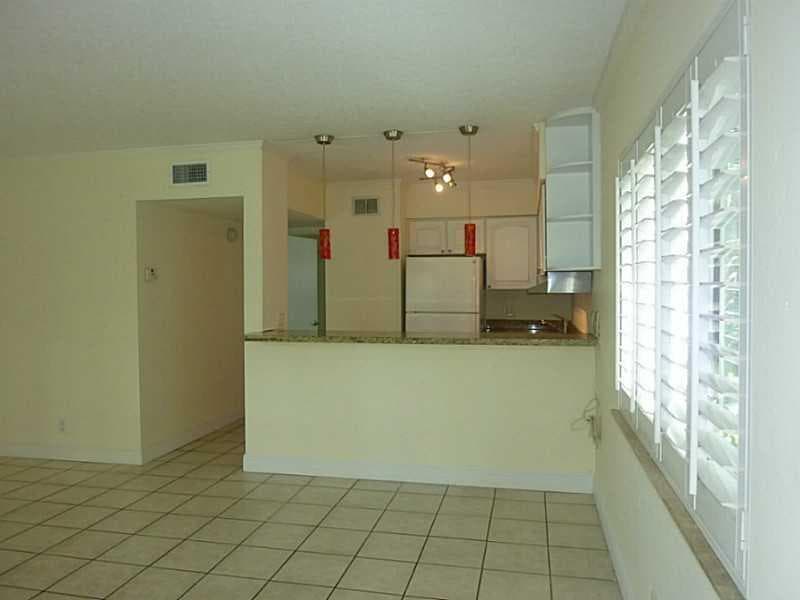 2124 NE 5th Avenue # 103, Wilton Manors, FL 33305 photo 4