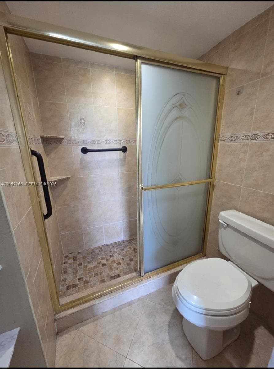 3750 Inverrary Dr # 2B, Lauderhill, FL 33319 photo 3