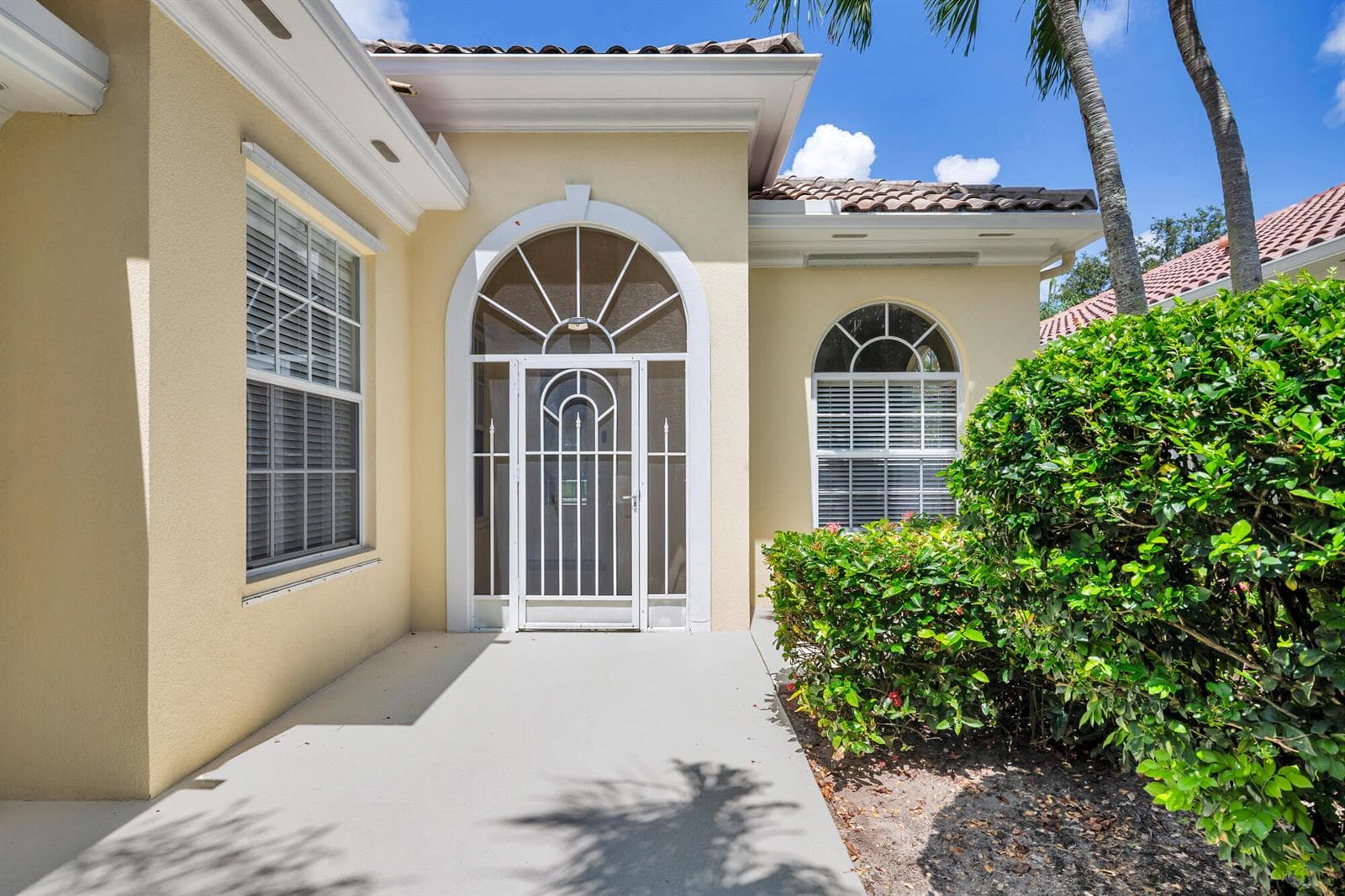 150 Euphrates Circle, Palm Beach Gardens, FL 33410 photo 11