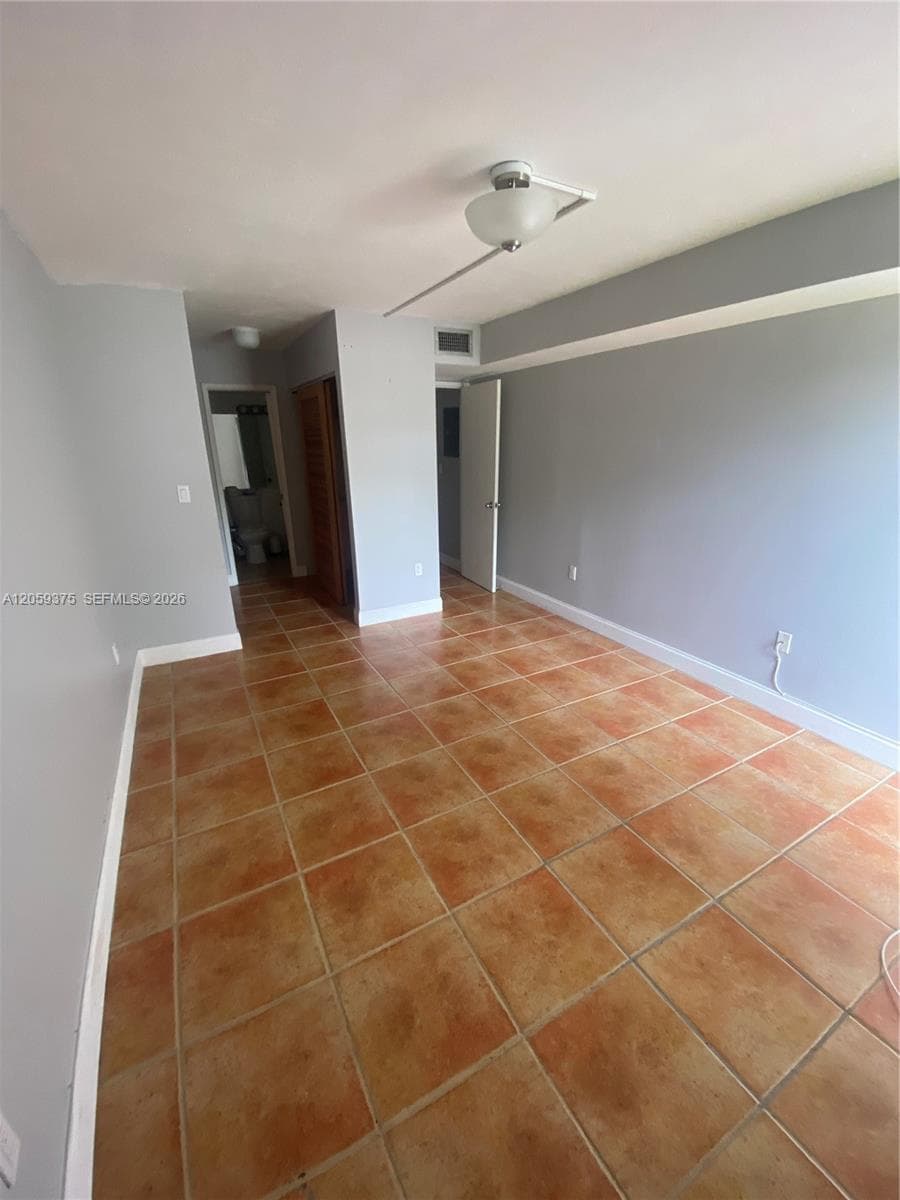 8810 SW 123rd Ct # M-209, Miami, FL 33186 photo 9