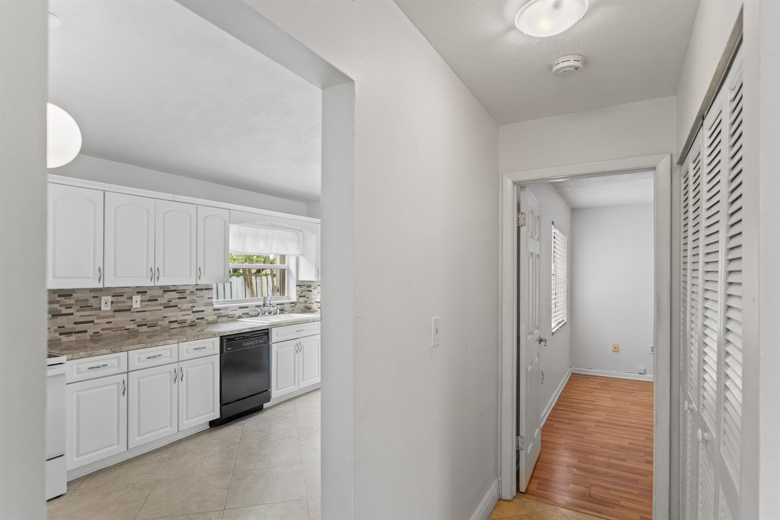 13945 LANGLEY Place, Davie, FL 33325 photo 6