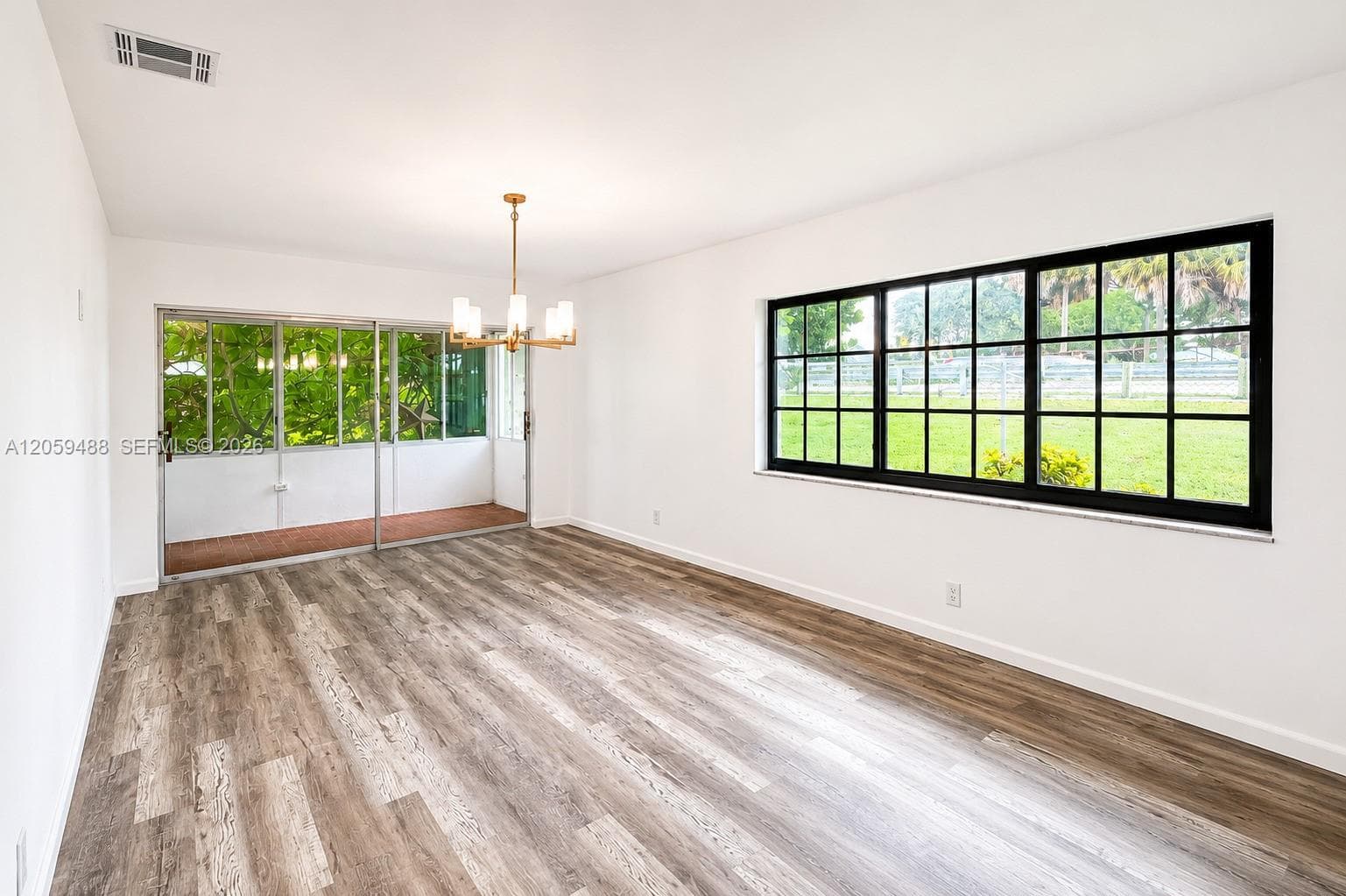 2401 NW 52nd St, Tamarac, FL 33309 photo 9