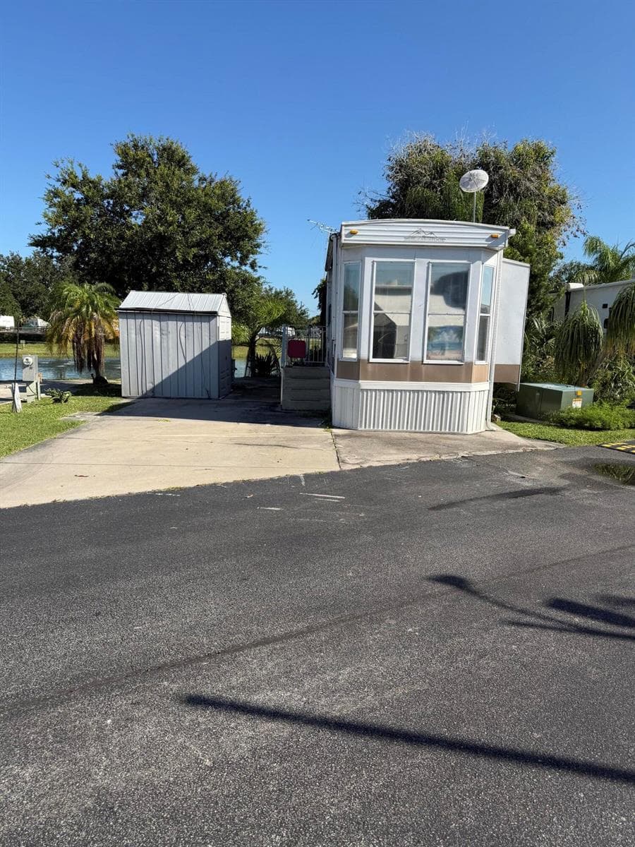 7950 HWY 78 # 184, Okeechobee, FL 34974 photo 13