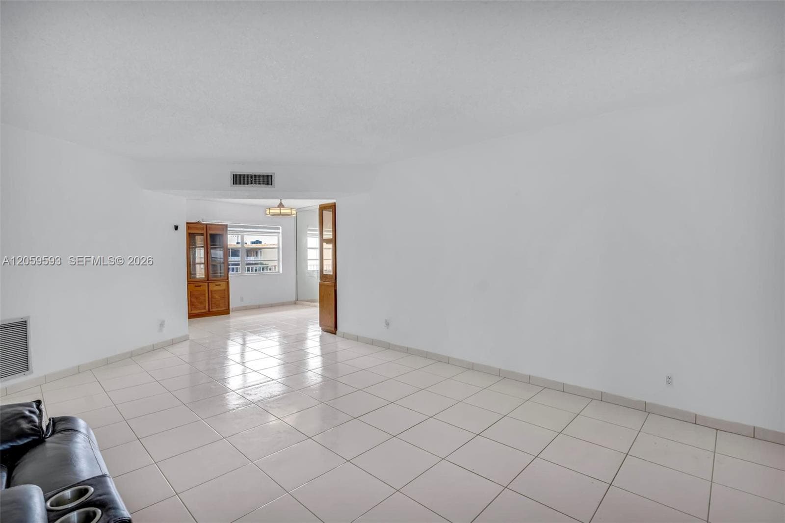 3990 NW 42nd Ave # 403, Lauderdale Lakes, FL 33319 photo 9