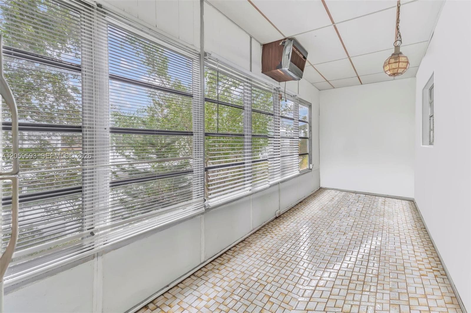 3990 NW 42nd Ave # 403, Lauderdale Lakes, FL 33319 photo 11