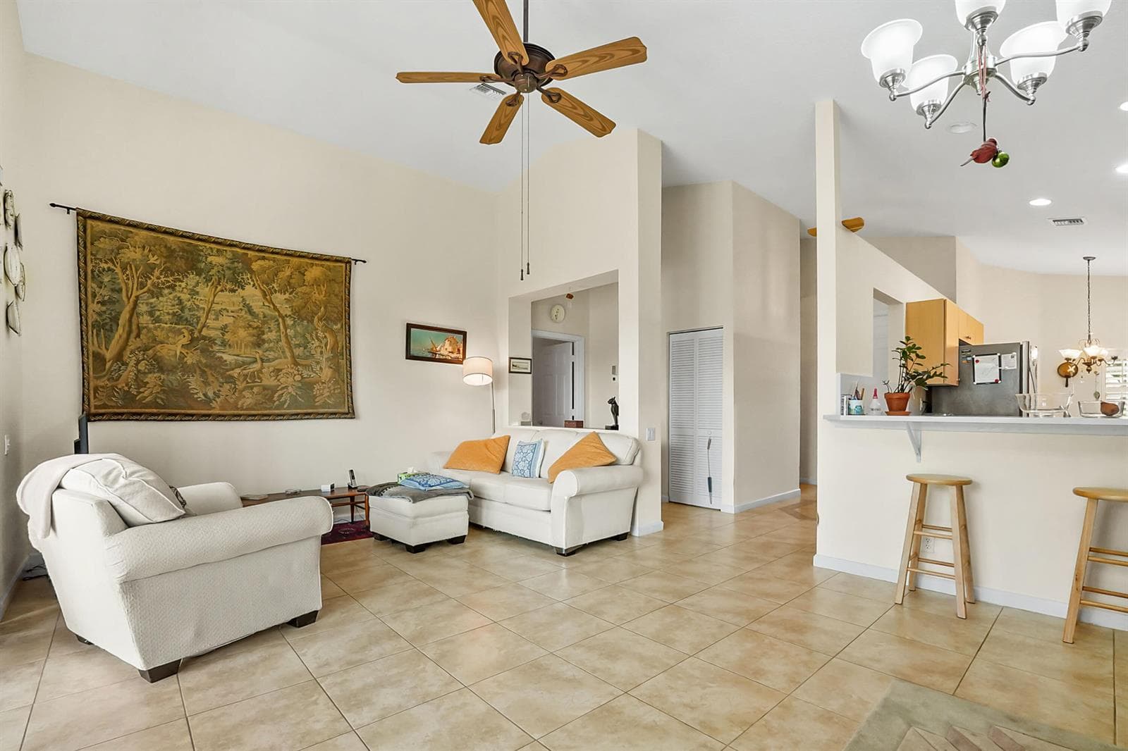 390 NW Breezy Point Loop, Port St. Lucie, FL 34986 photo 5