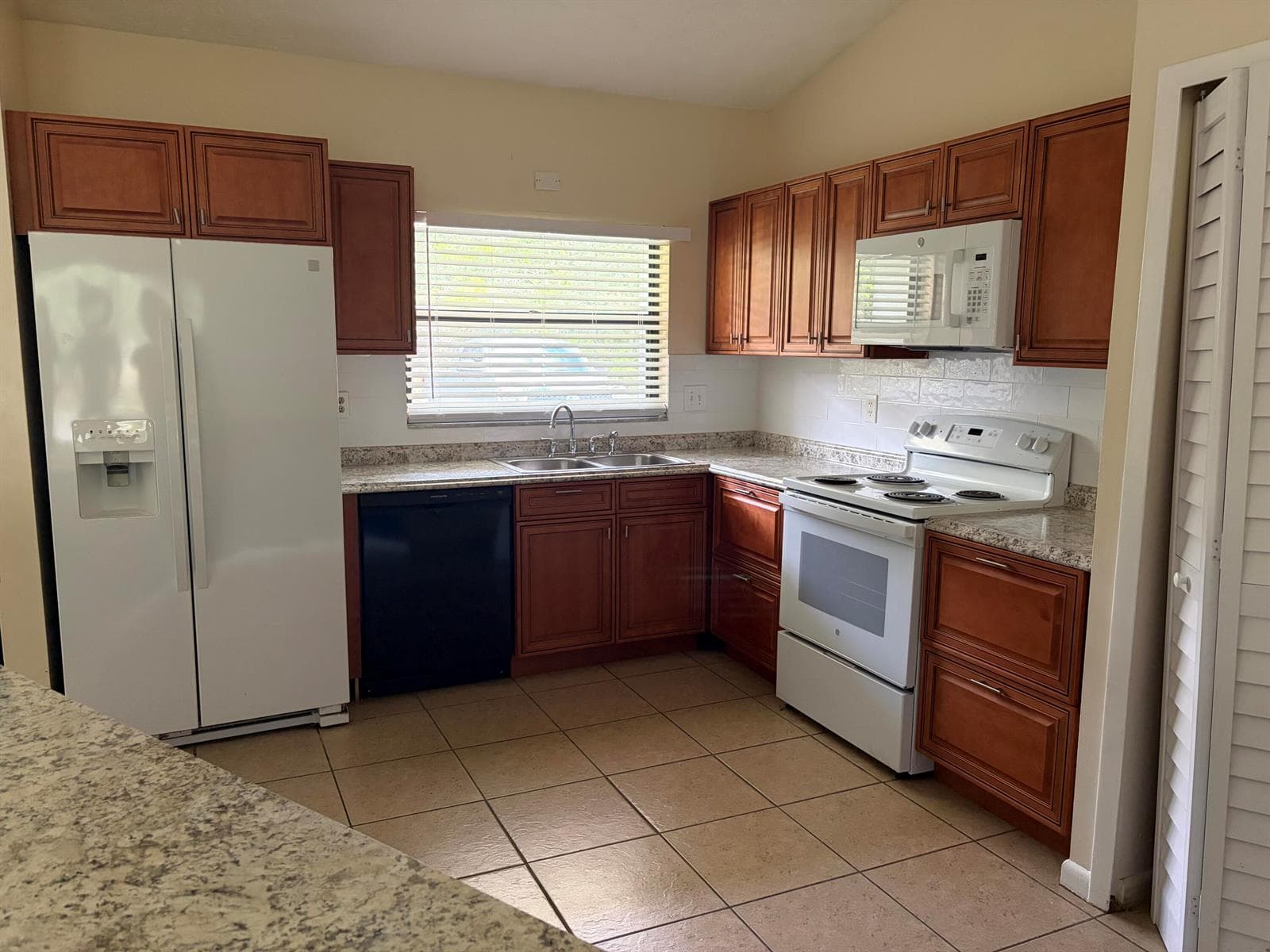 4612 BOABADILLA Avenue, Sebring, FL 33872 photo 6