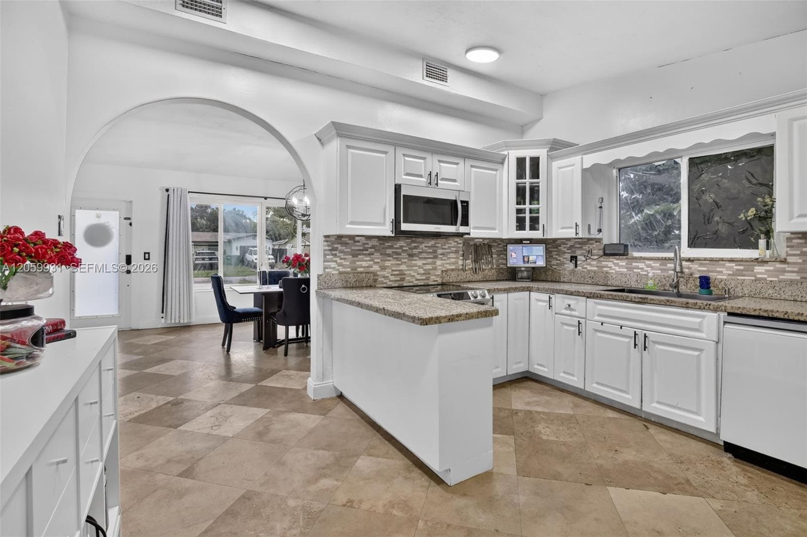 6601 SW 6th St, Pembroke Pines, FL 33023 photo 10