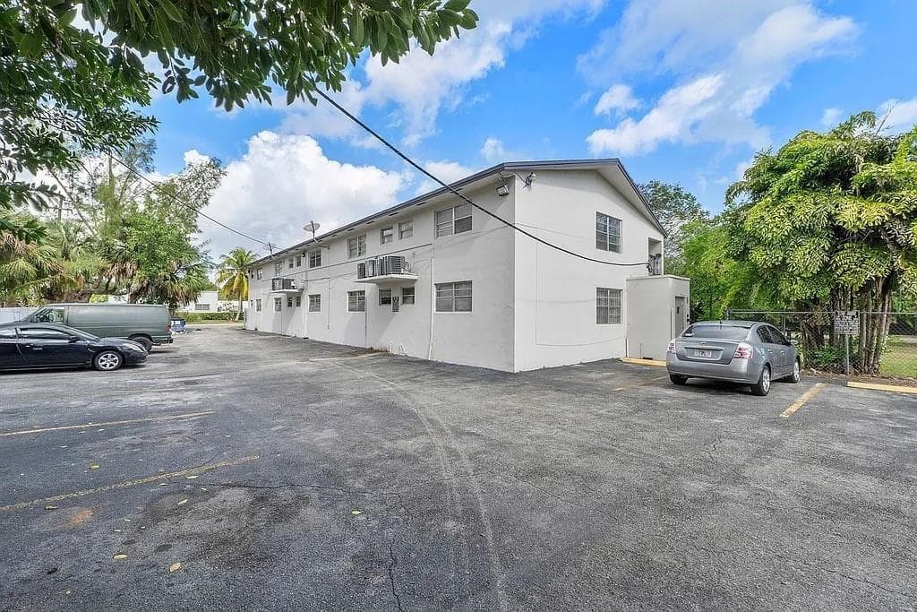 14950 N Miami Avenue # 6, Miami, FL 33168 photo 6