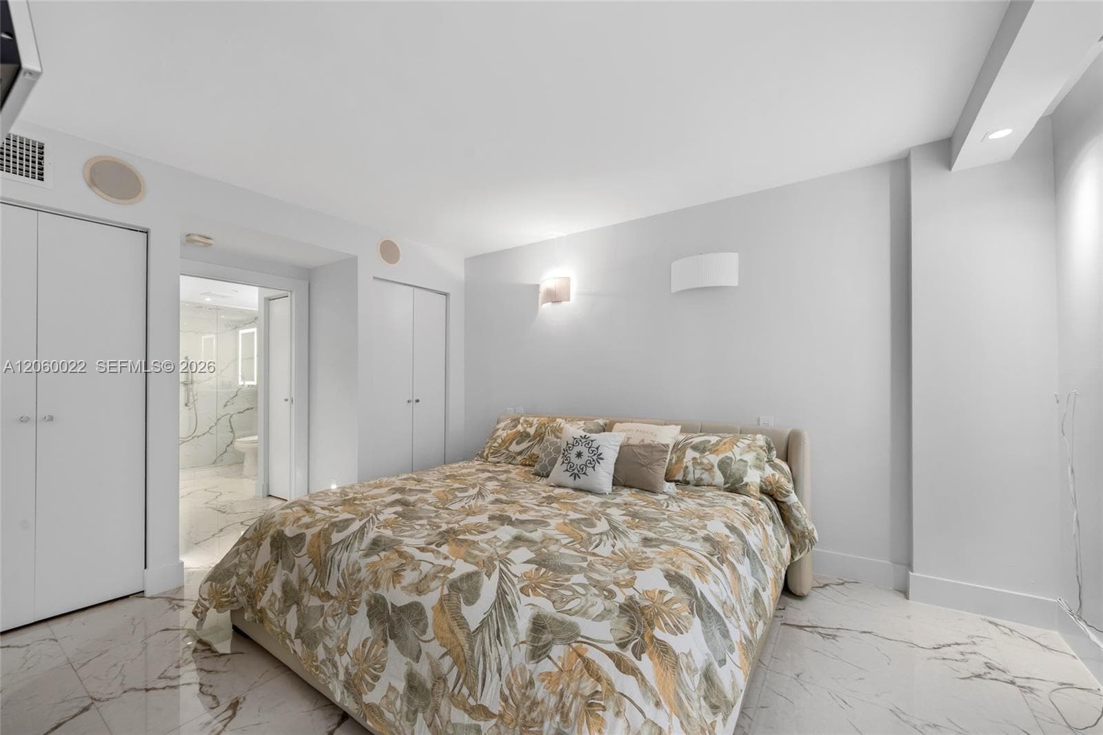 465 Ocean Dr # 303, Miami Beach, FL 33139 photo 13
