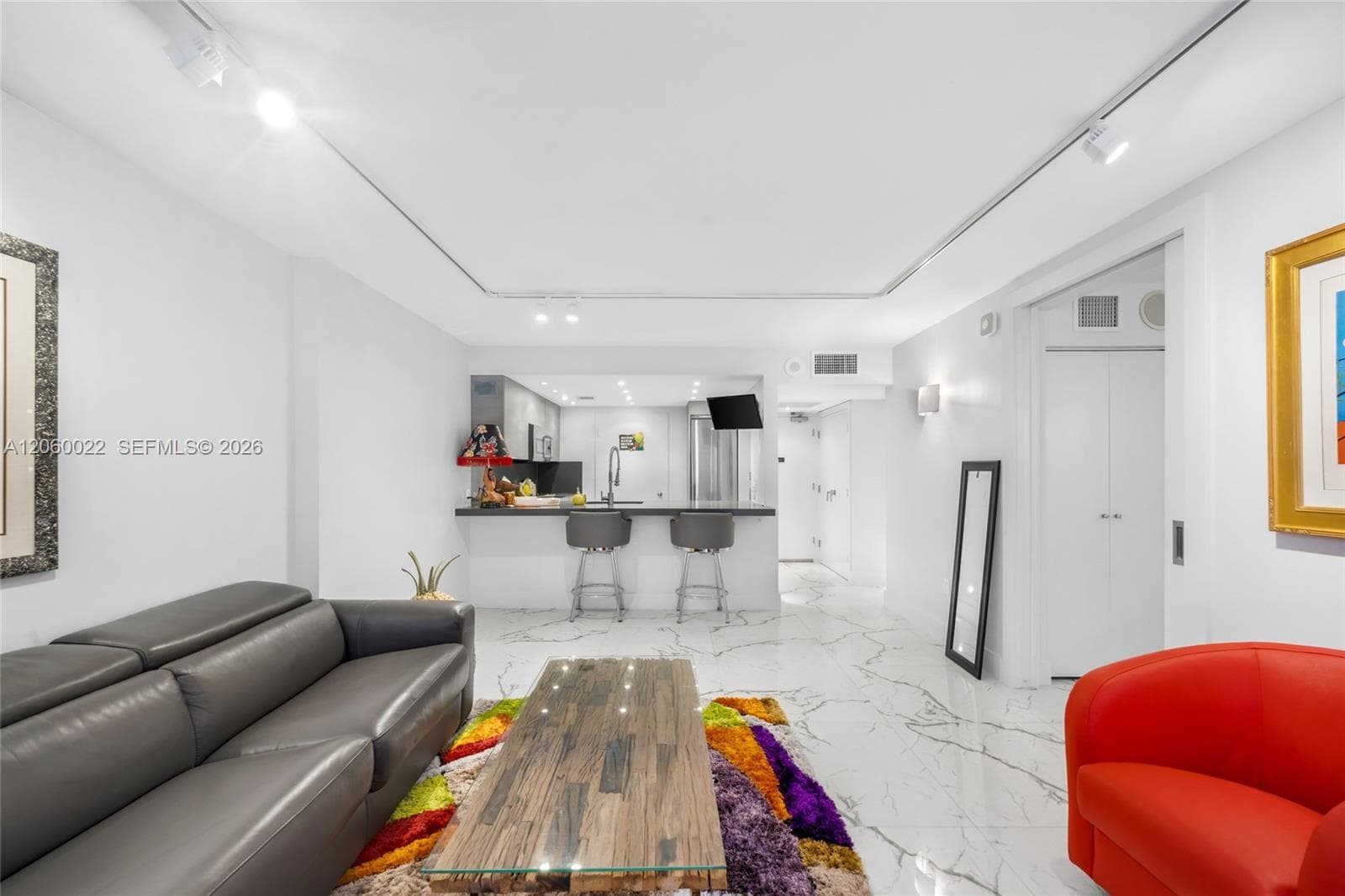 465 Ocean Dr # 303, Miami Beach, FL 33139 photo 12