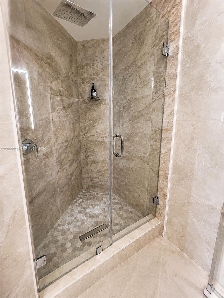 185 SW 7th St # 2503, Miami, FL 33130 photo 13