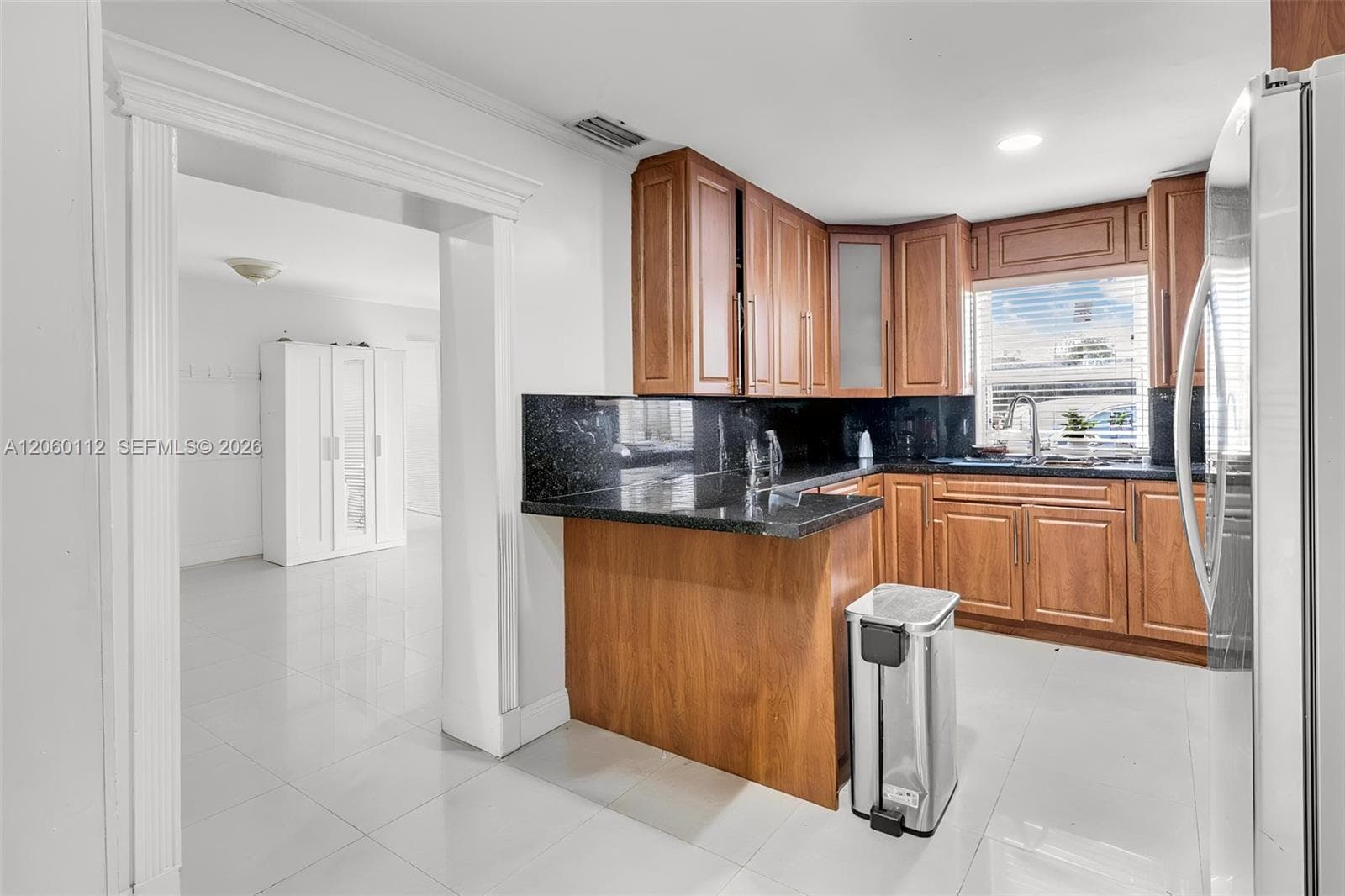 11470 SW 57th Ter, Miami, FL 33173 photo 8