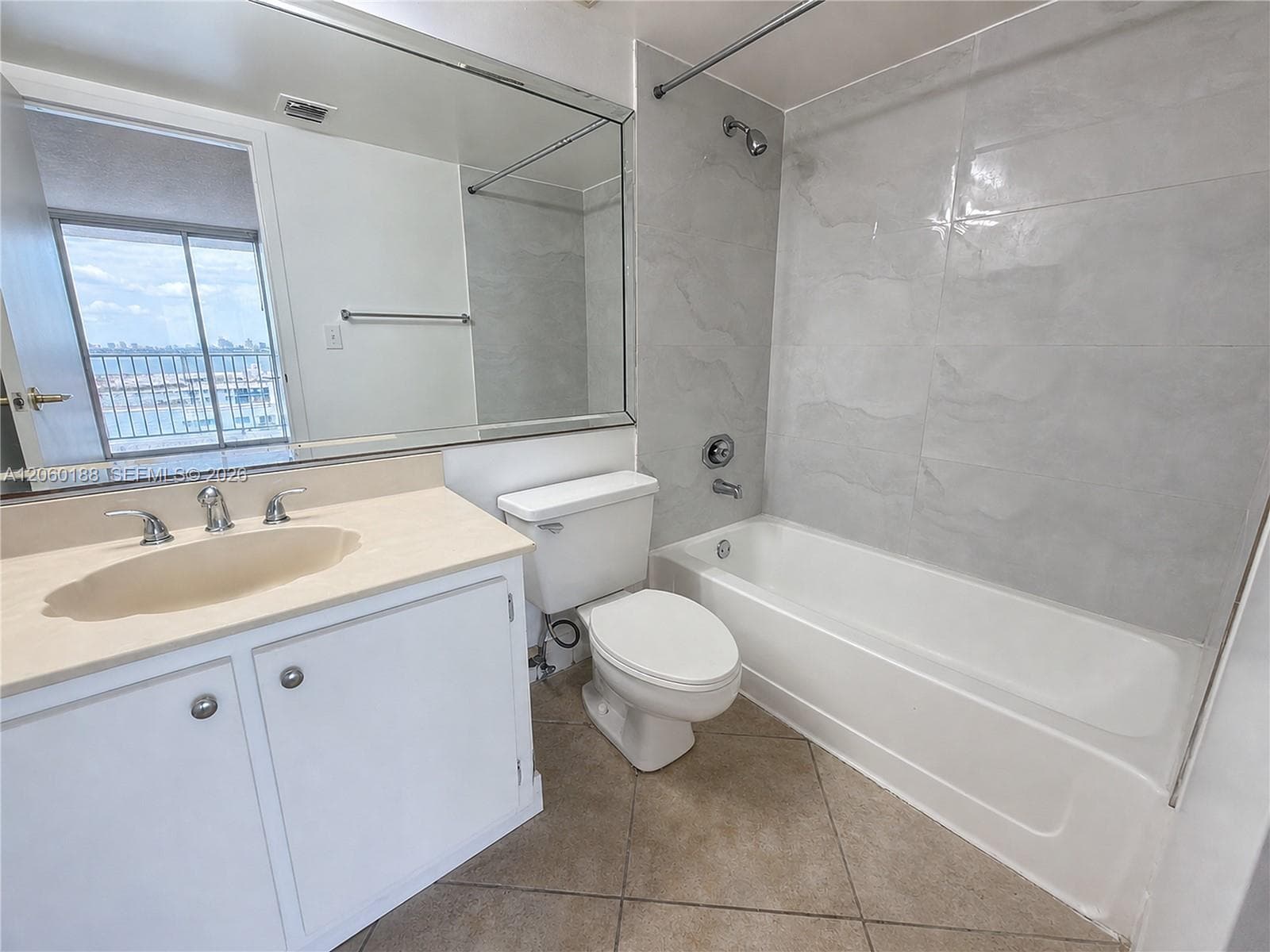 7601 E Treasure Dr # 1807, North Bay Village, FL 33141 photo 13