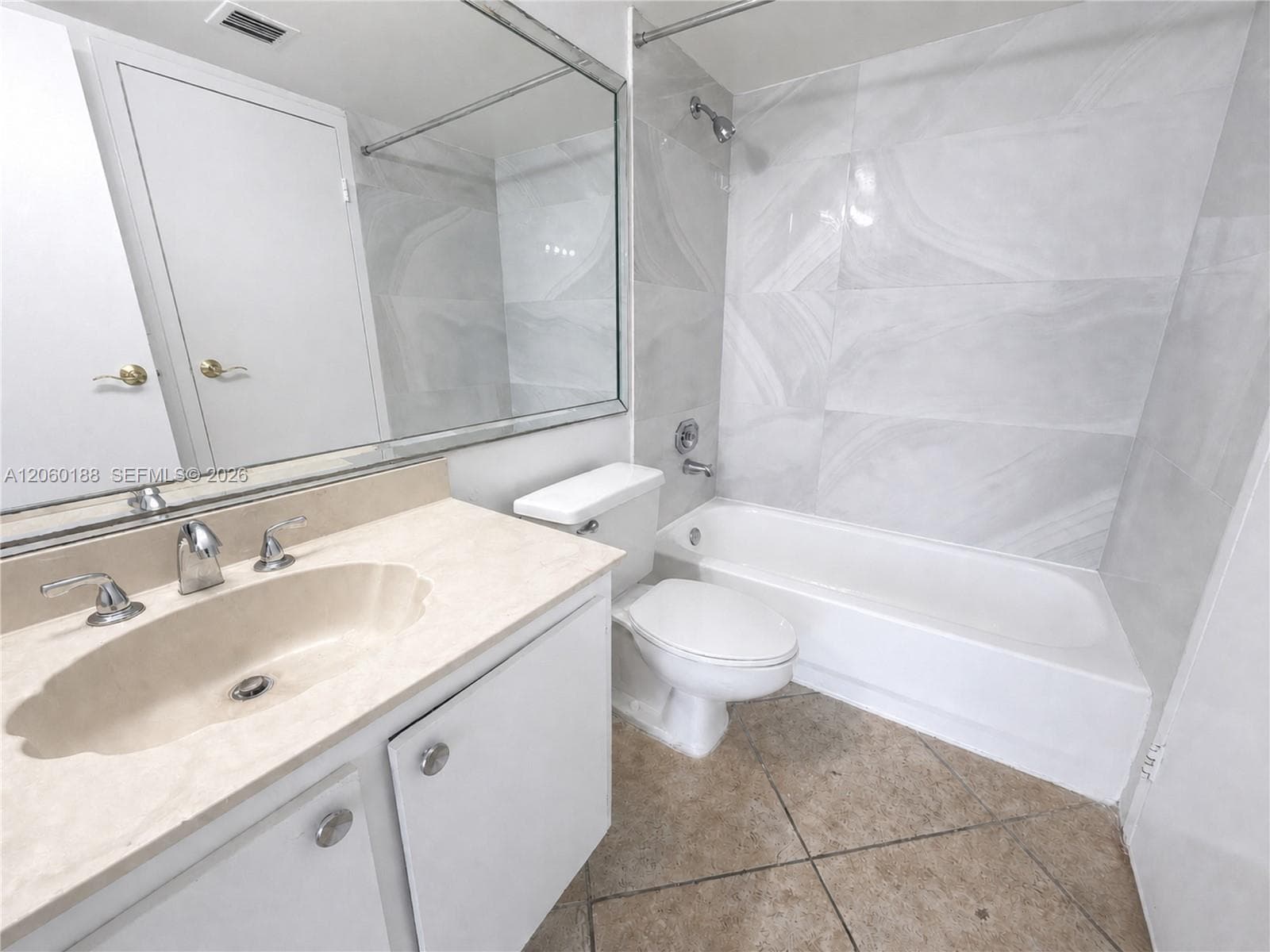 7601 E Treasure Dr # 1807, North Bay Village, FL 33141 photo 9