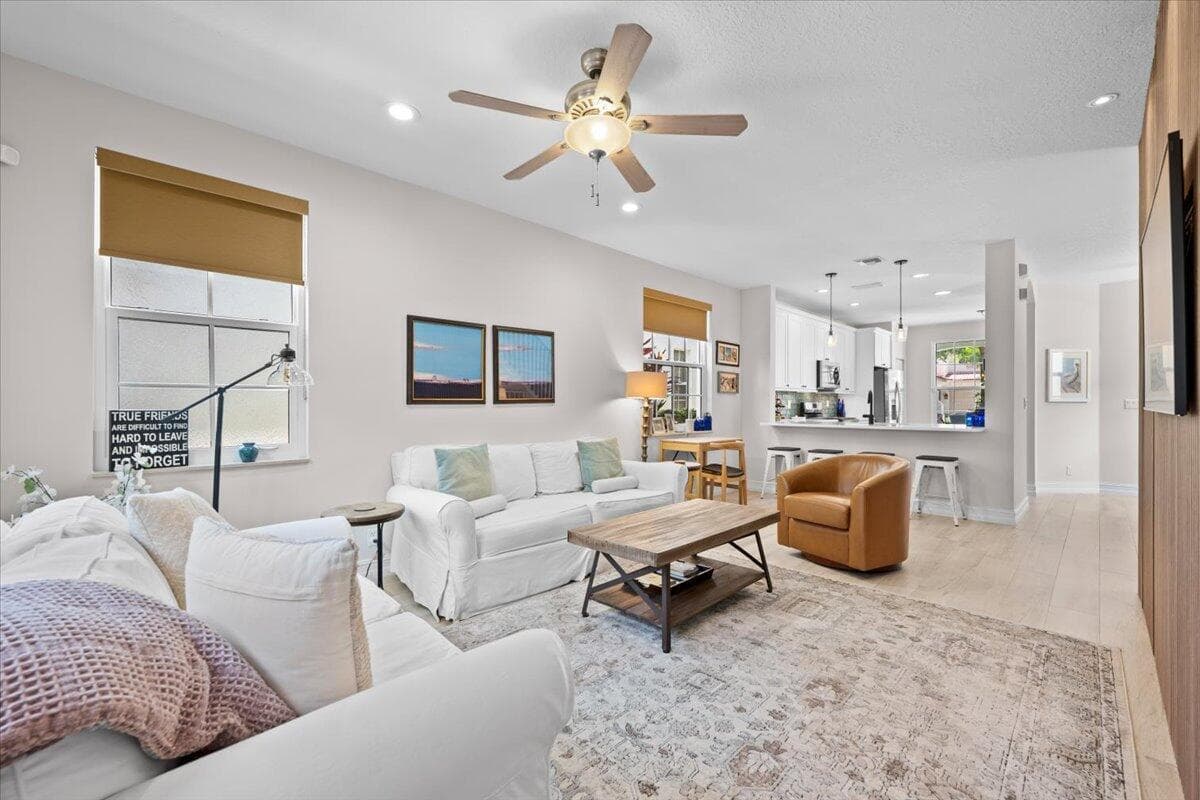 315 September Street, Palm Beach Gardens, FL 33410 photo 9