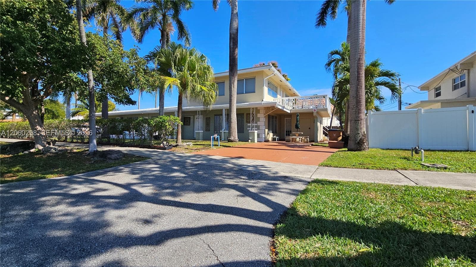 220 SE 12th Ave, Deerfield Beach, FL 33441 photo 7