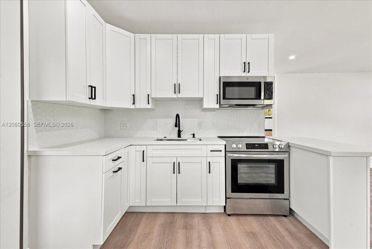14035 NW 6th Ave, North Miami, FL 33168 photo 12