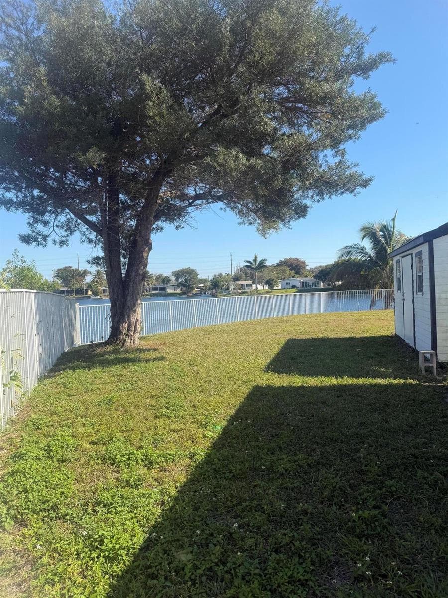 2181 NW 94TH Avenue, Pembroke Pines, FL 33024 photo 12