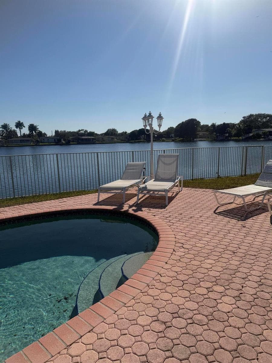 2181 NW 94TH Avenue, Pembroke Pines, FL 33024 photo 8