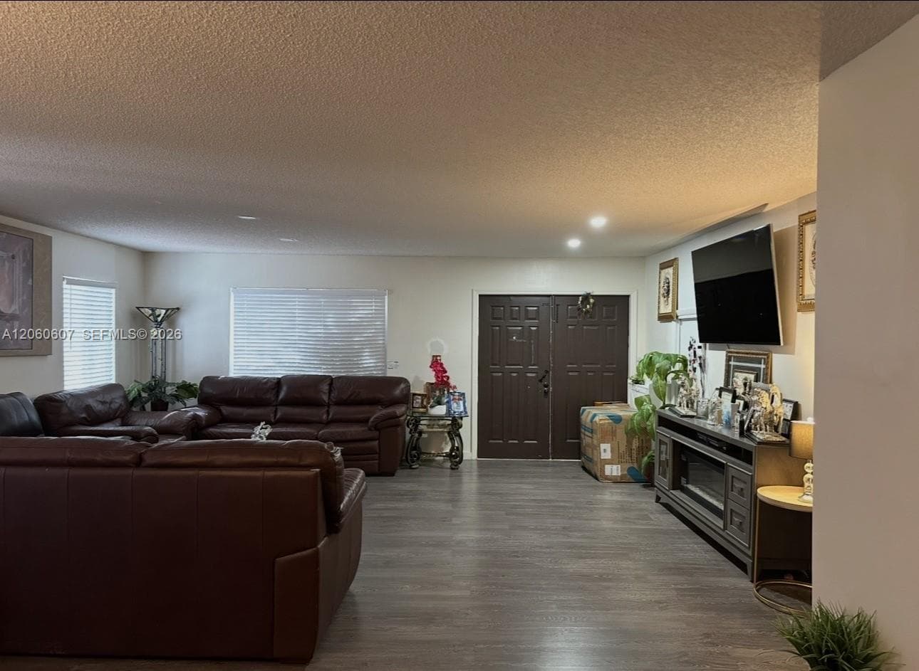 18849 NW 78th Pl # A, Miami Lakes, FL 33015 photo 3