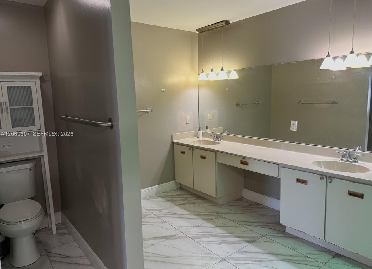 18849 NW 78th Pl # A, Miami Lakes, FL 33015 photo 9