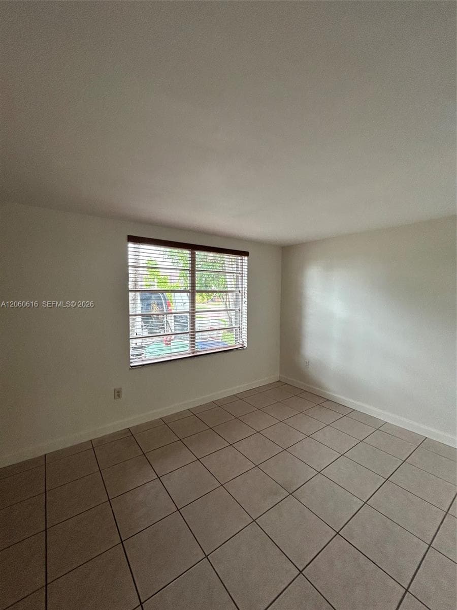 9224 SW 4th Ter, Miami, FL 33174 photo 13