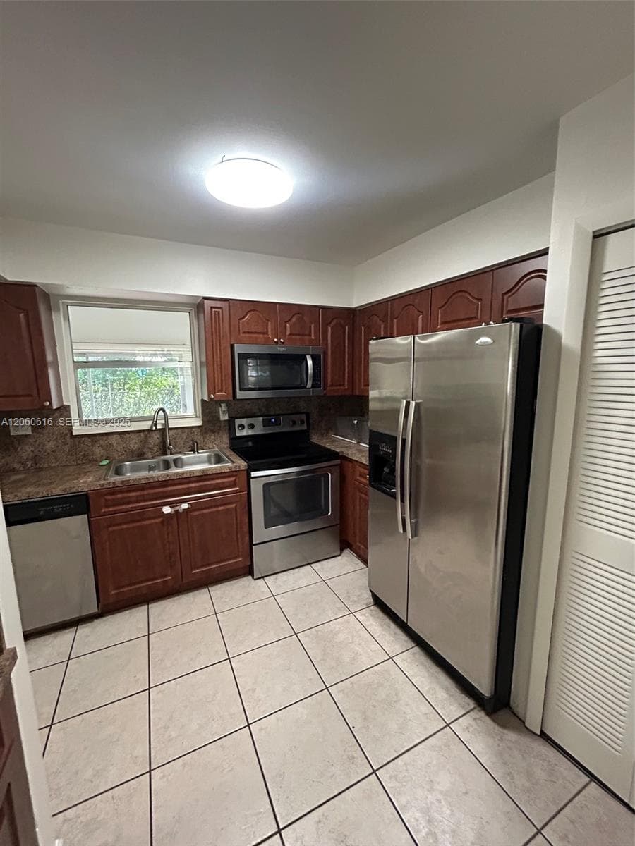 9224 SW 4th Ter, Miami, FL 33174 photo 3