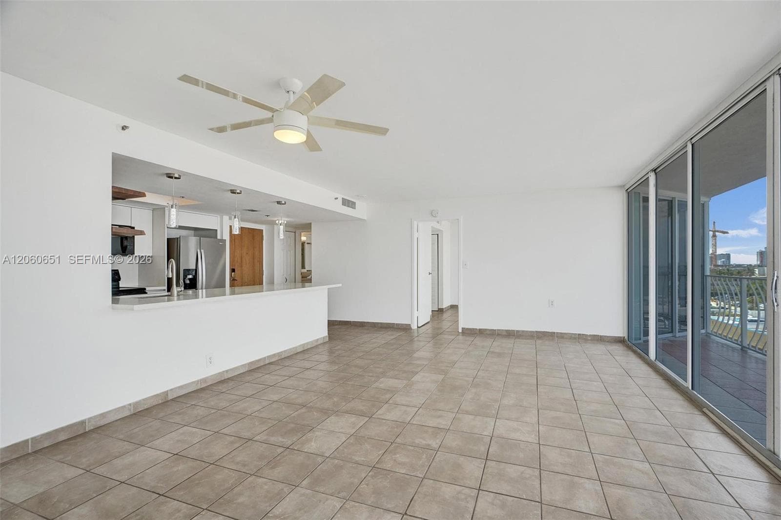 7601 E Treasure Dr # 717, North Bay Village, FL 33141 photo 6