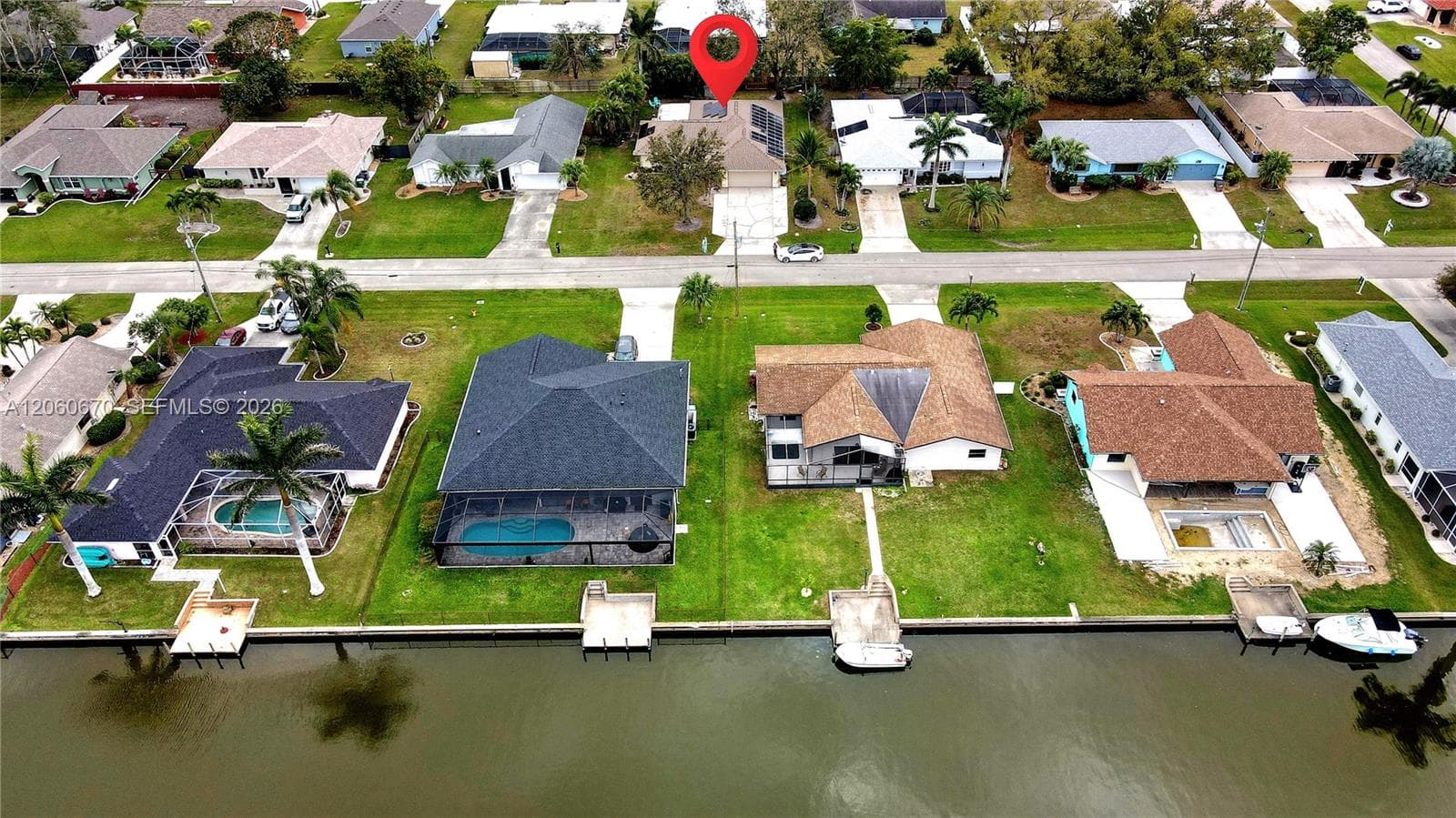 2304 SE 8th Terrace, Cape Coral, FL 33990 photo 8