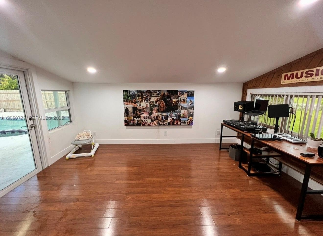 7161 SW 13th St, Pembroke Pines, FL 33023 photo 2