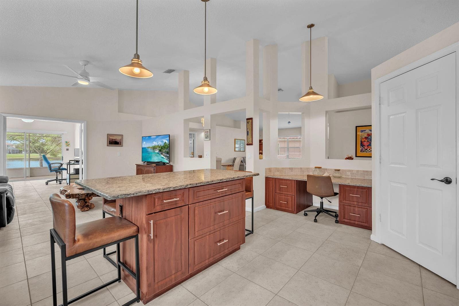 8576 WINDY Circle, Boynton Beach, FL 33472 photo 5