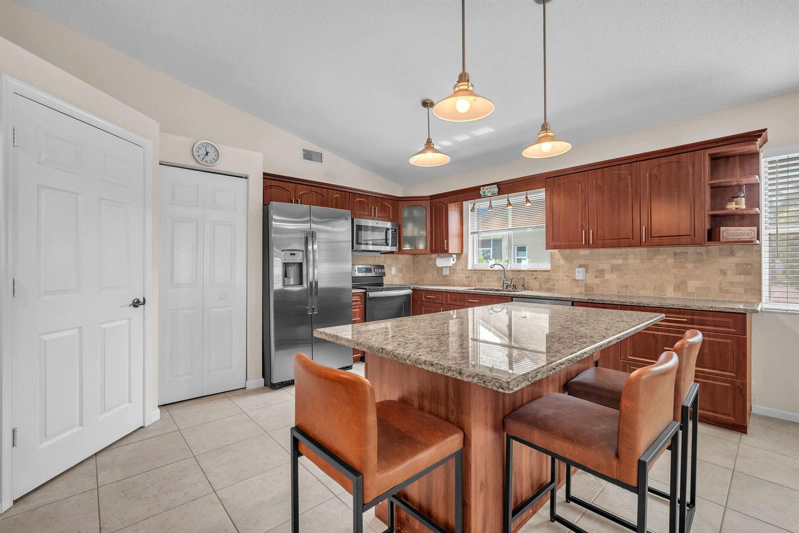 8576 WINDY Circle, Boynton Beach, FL 33472 photo 10