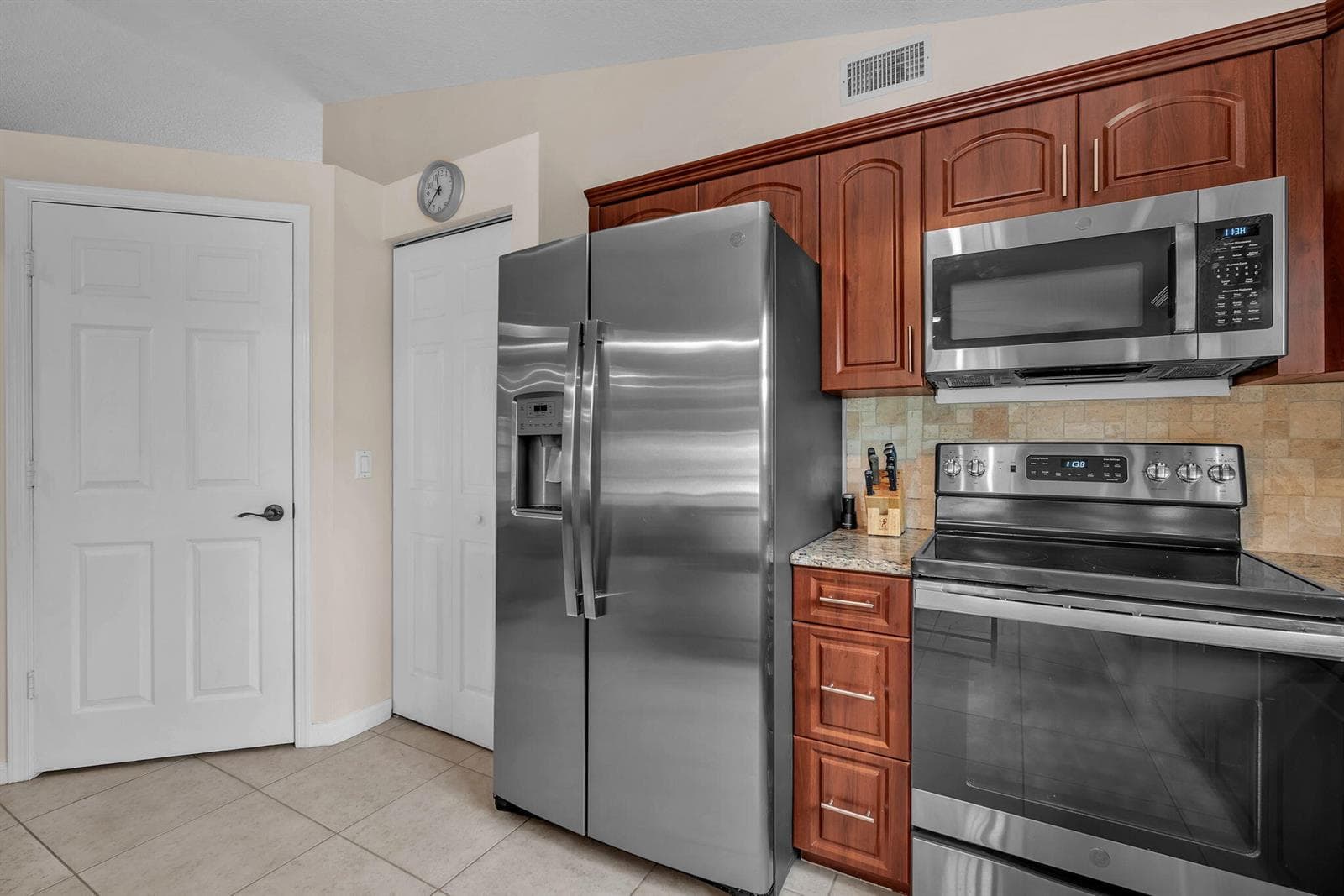 8576 WINDY Circle, Boynton Beach, FL 33472 photo 8