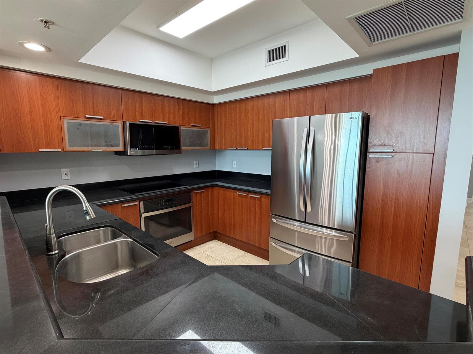15051 Royal Oaks Lane # 1603, North Miami, FL 33181 photo 7