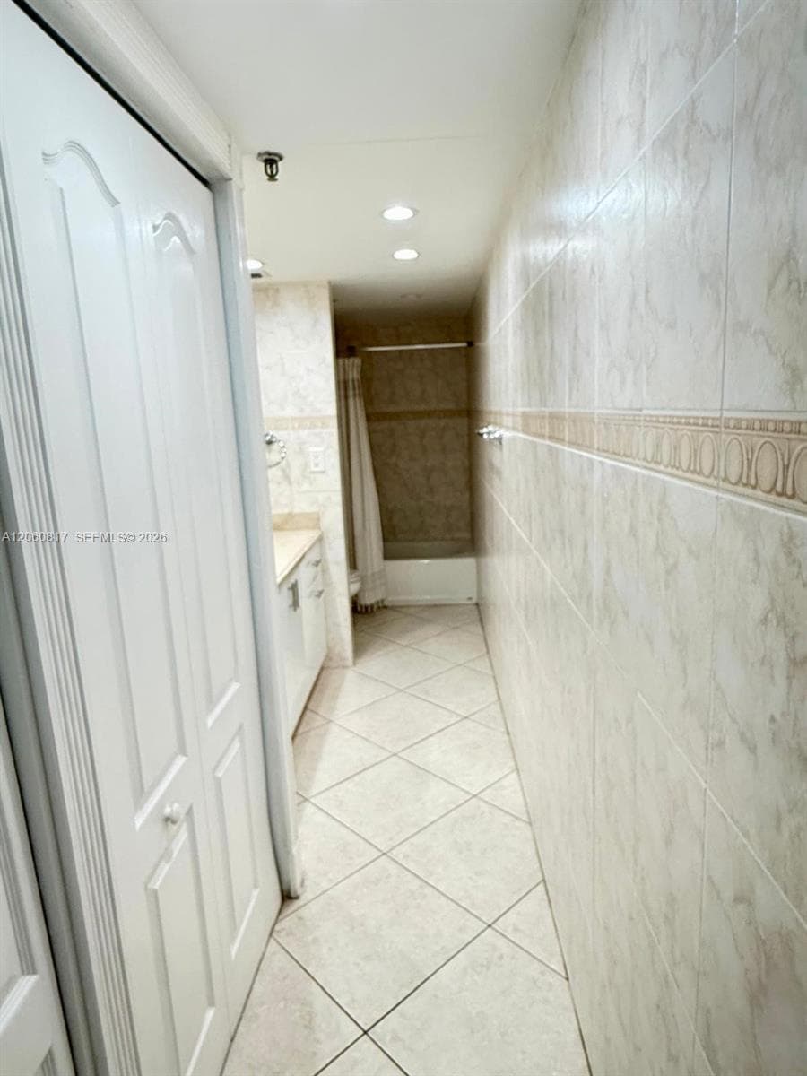 2625 Collins Ave # 810, Miami Beach, FL 33140 photo 13
