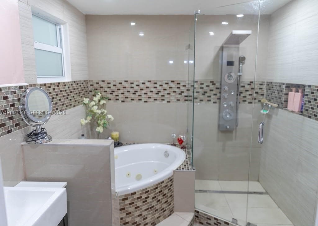 1655 NW 124th St, North Miami, FL 33167 photo 7