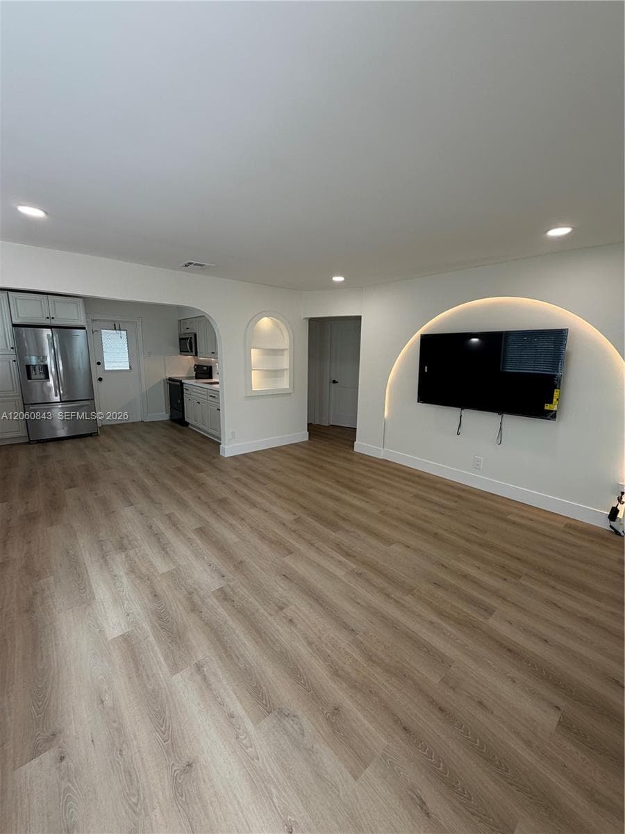 708 SW 7th Ave # 1, Hallandale Beach, FL 33009