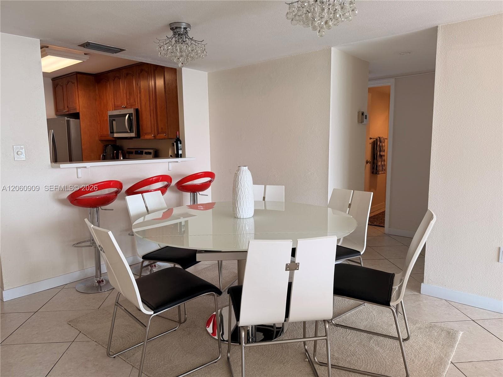 3375 N Country Club Dr # 602, Aventura, FL 33180 photo 2